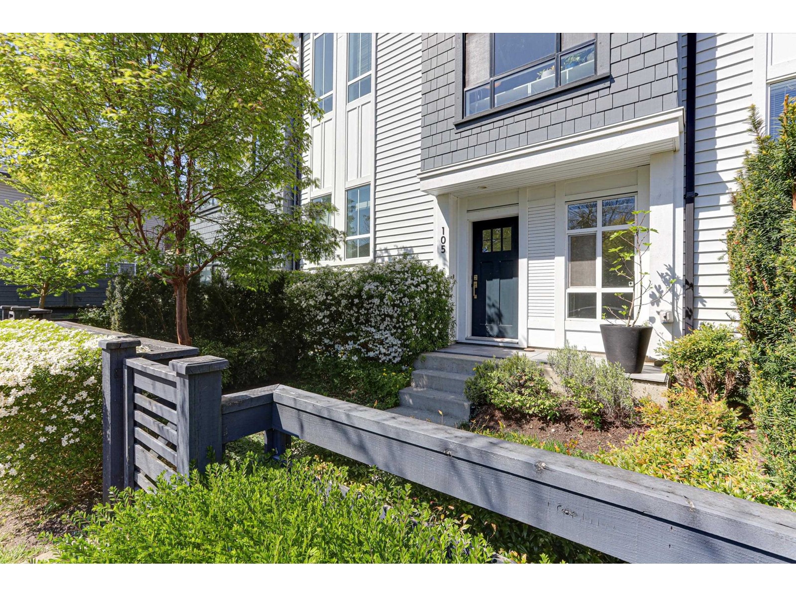 105 16433 Watson Drive, Surrey, British Columbia  V4N 6R9 - Photo 4 - R2995126