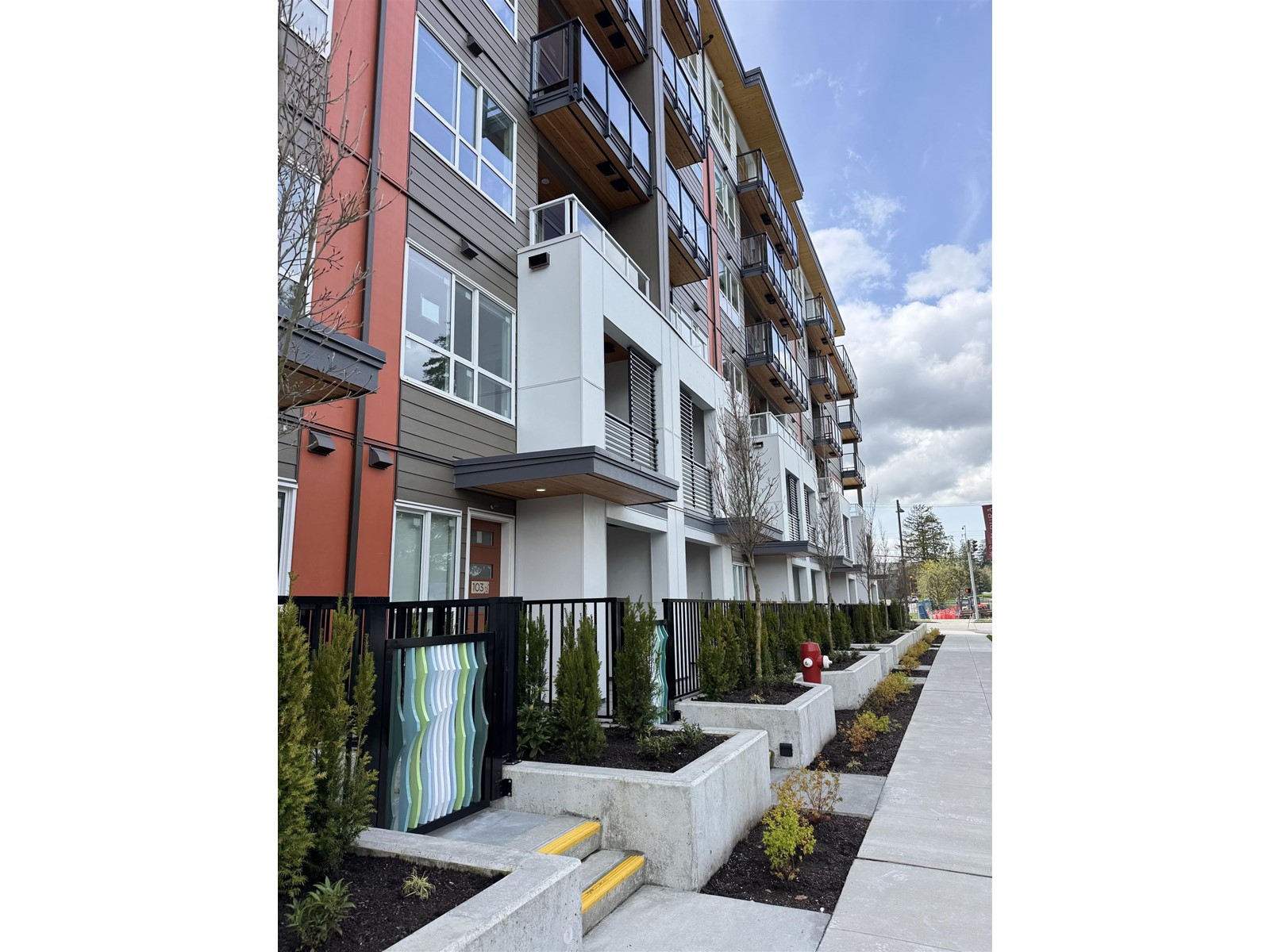 509 13238 105TH AVENUE, surrey, British Columbia V3T0W1