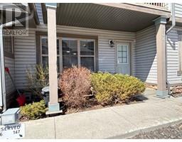 104, 19 Everridge Square SW Evergreen