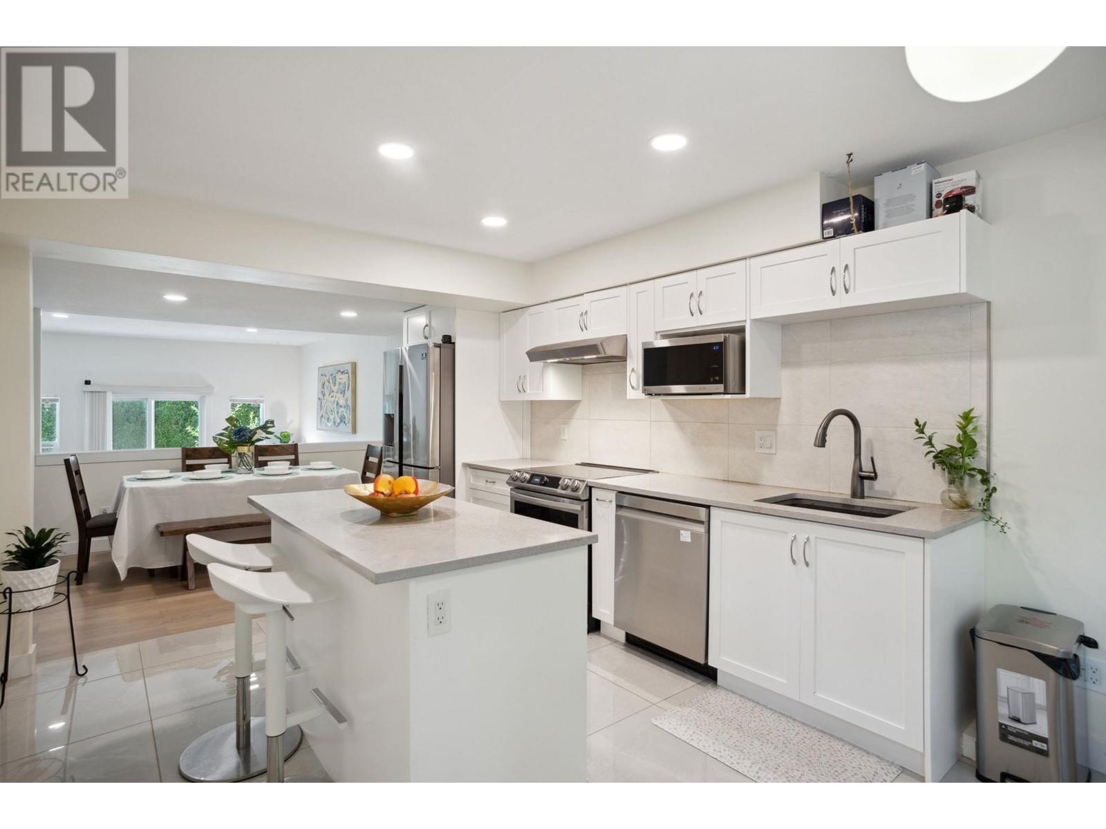 13 1135 LANSDOWNE DRIVE, Coquitlam, British Columbia