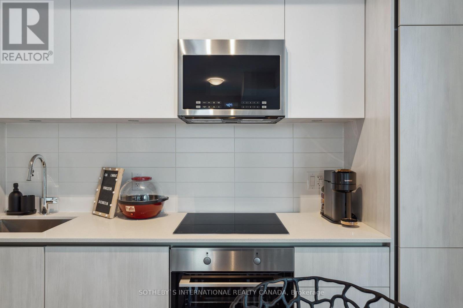 3629 - 28 Widmer Street, Toronto, Ontario  M5V 2E7 - Photo 8 - C12108816