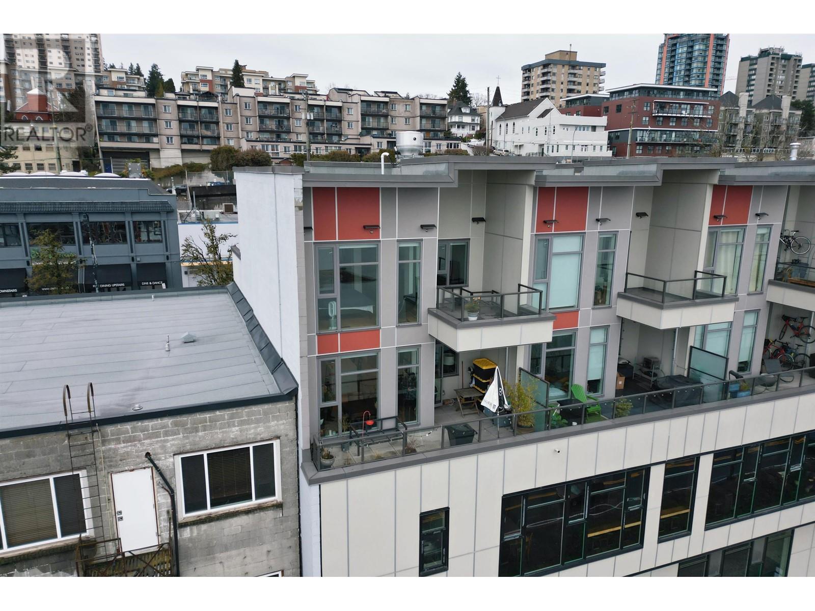 301 250 Columbia Street, New Westminster, British Columbia  V3L 1A6 - Photo 2 - R2994997