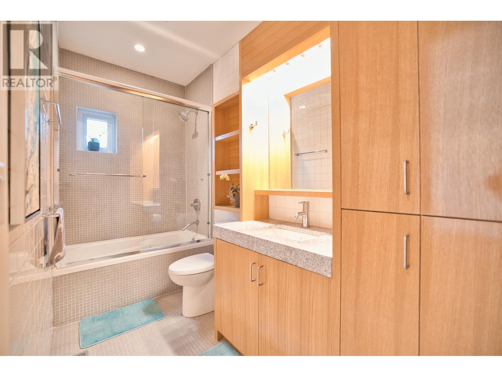 301 250 Columbia Street, New Westminster, British Columbia  V3L 1A6 - Photo 21 - R2994997