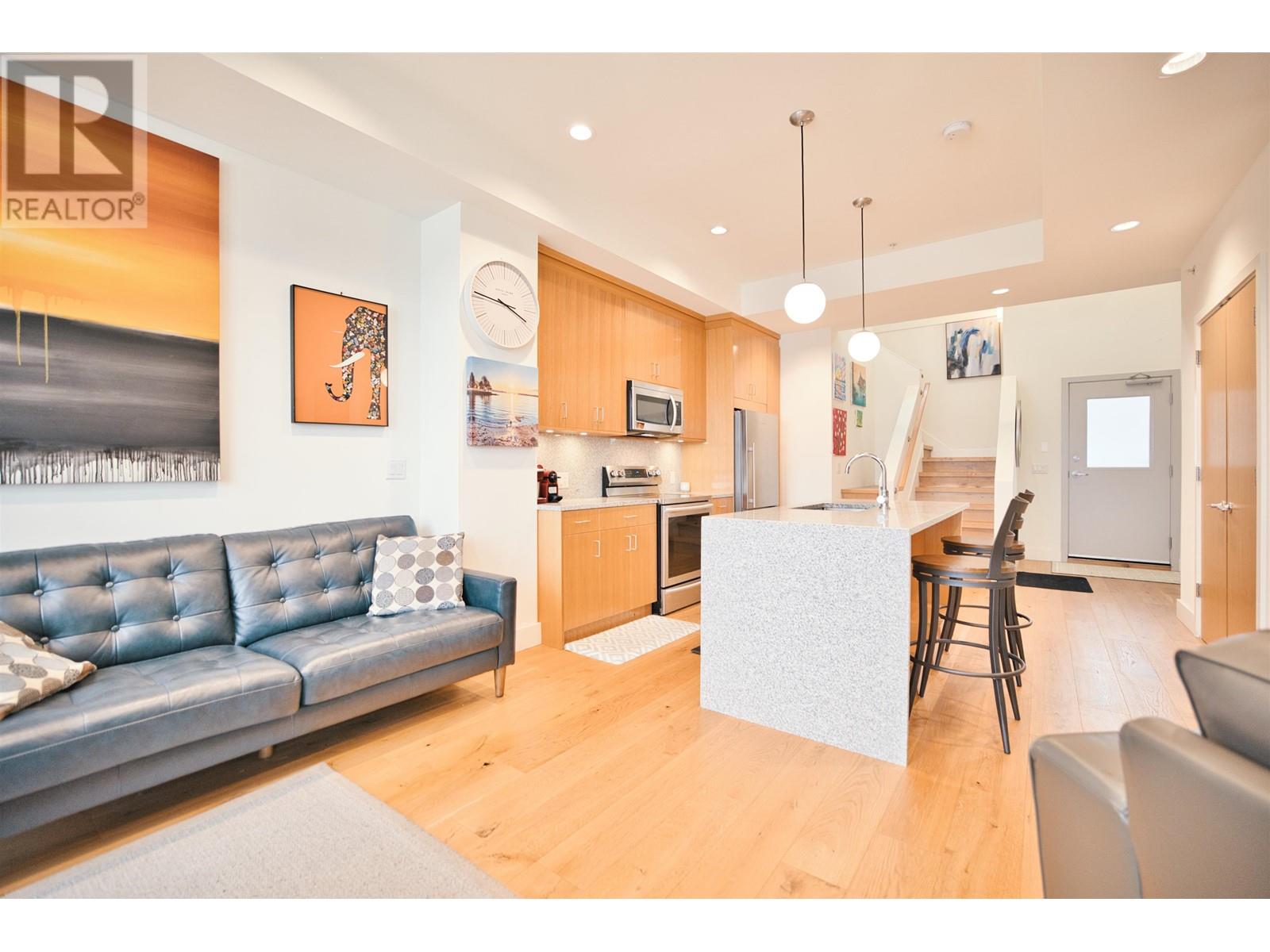 301 250 Columbia Street, New Westminster, British Columbia  V3L 1A6 - Photo 8 - R2994997