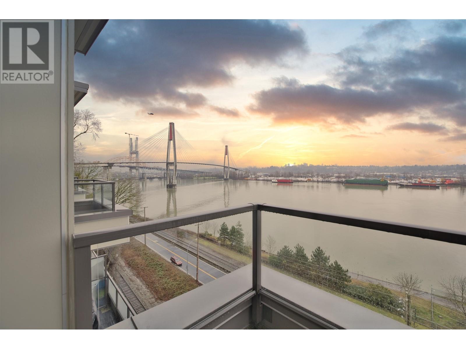 301 250 Columbia Street, New Westminster, British Columbia  V3L 1A6 - Photo 1 - R2994997