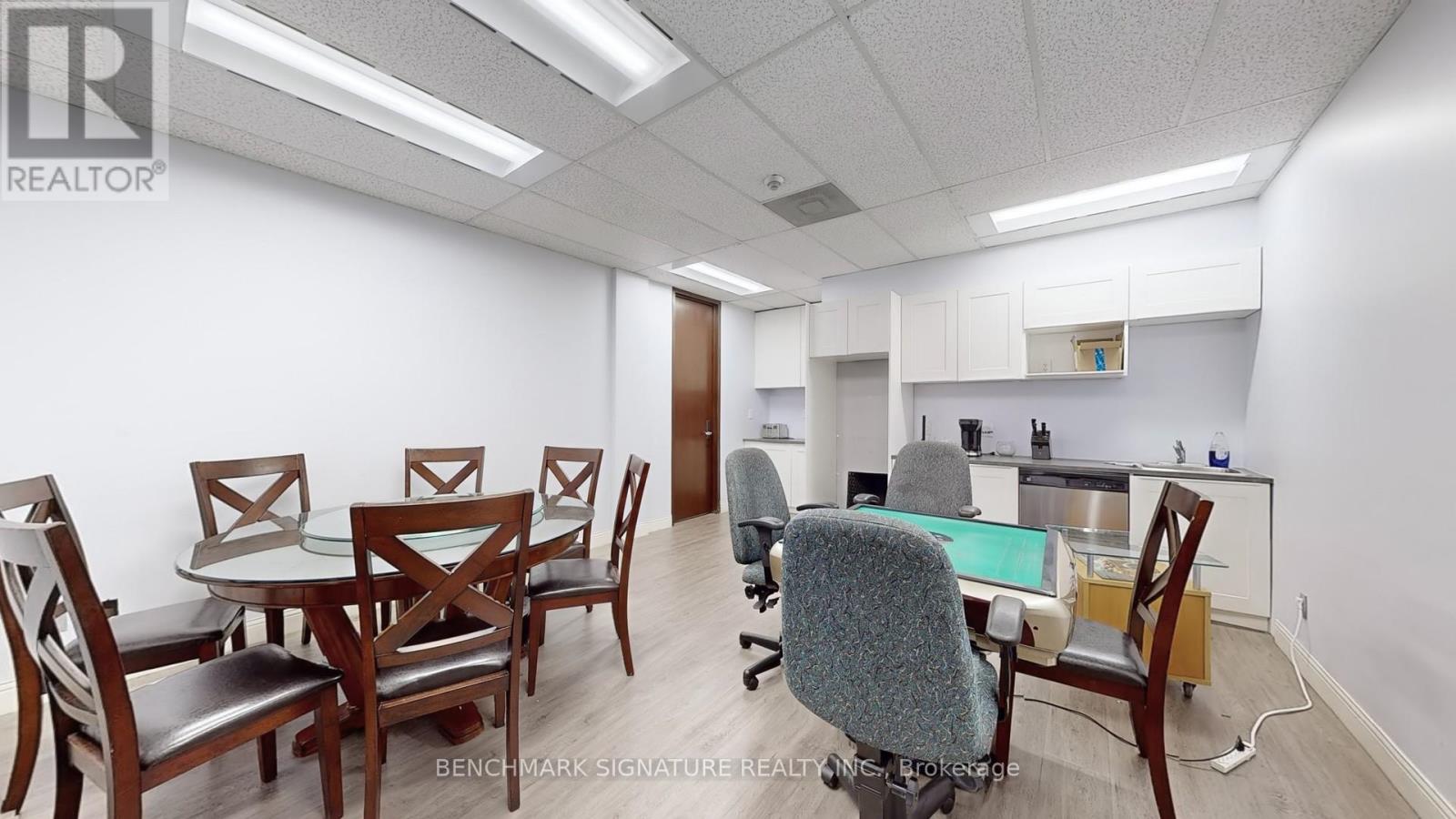 201 - 260 Town Centre Boulevard, Markham, Ontario  L3R 8H8 - Photo 16 - N12108795