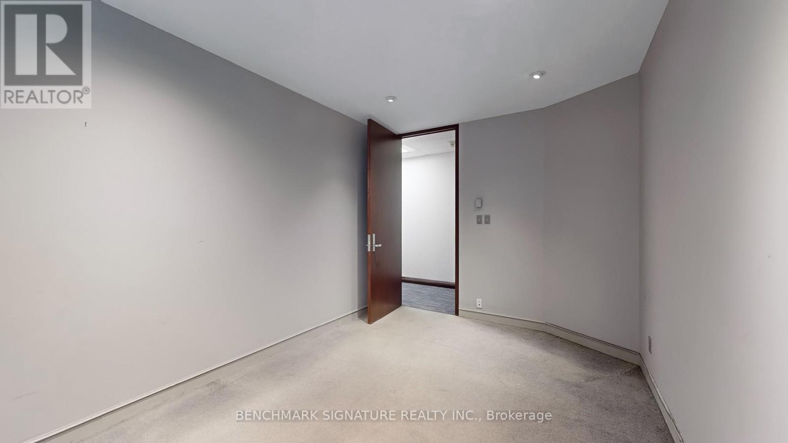 201 - 260 Town Centre Boulevard, Markham, Ontario  L3R 8H8 - Photo 21 - N12108795