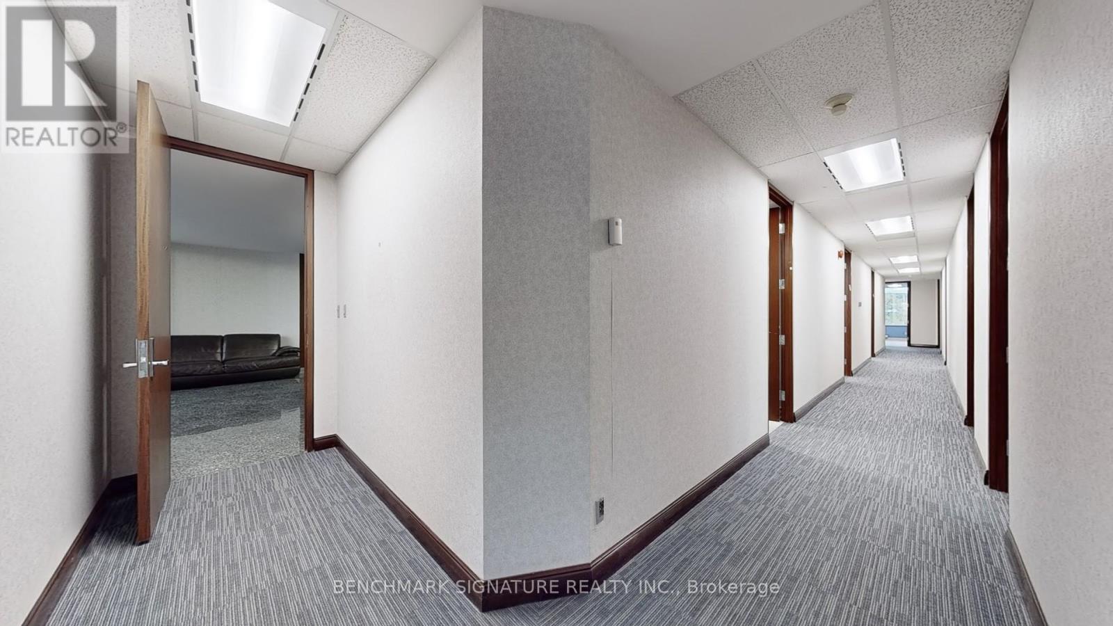 201 - 260 Town Centre Boulevard, Markham, Ontario  L3R 8H8 - Photo 31 - N12108795