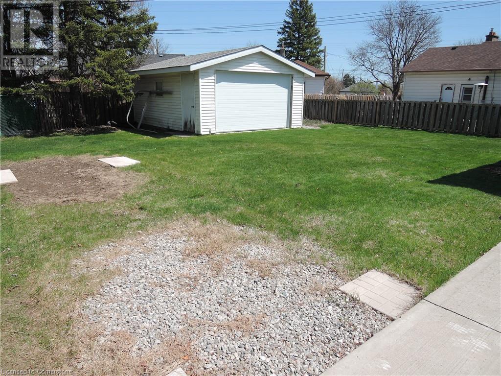 1353 Fisher Avenue, Burlington, Ontario  L7P 2L7 - Photo 24 - 40690318