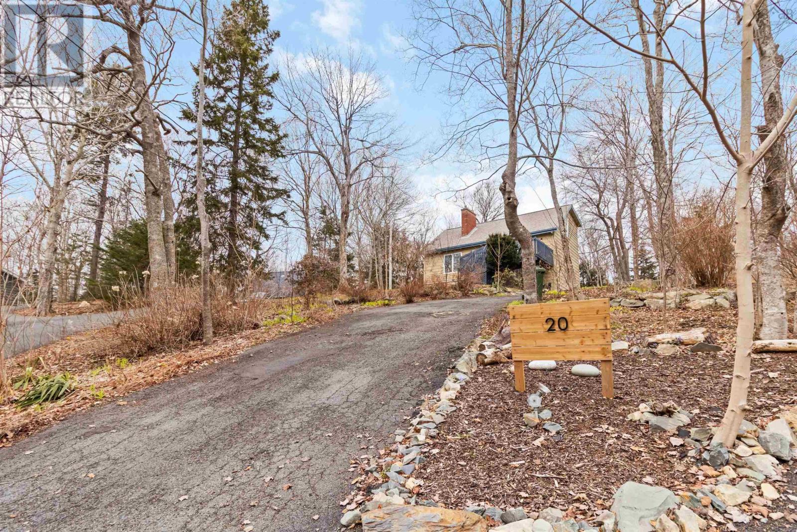 Property at 20 Overbrook Drive image 1