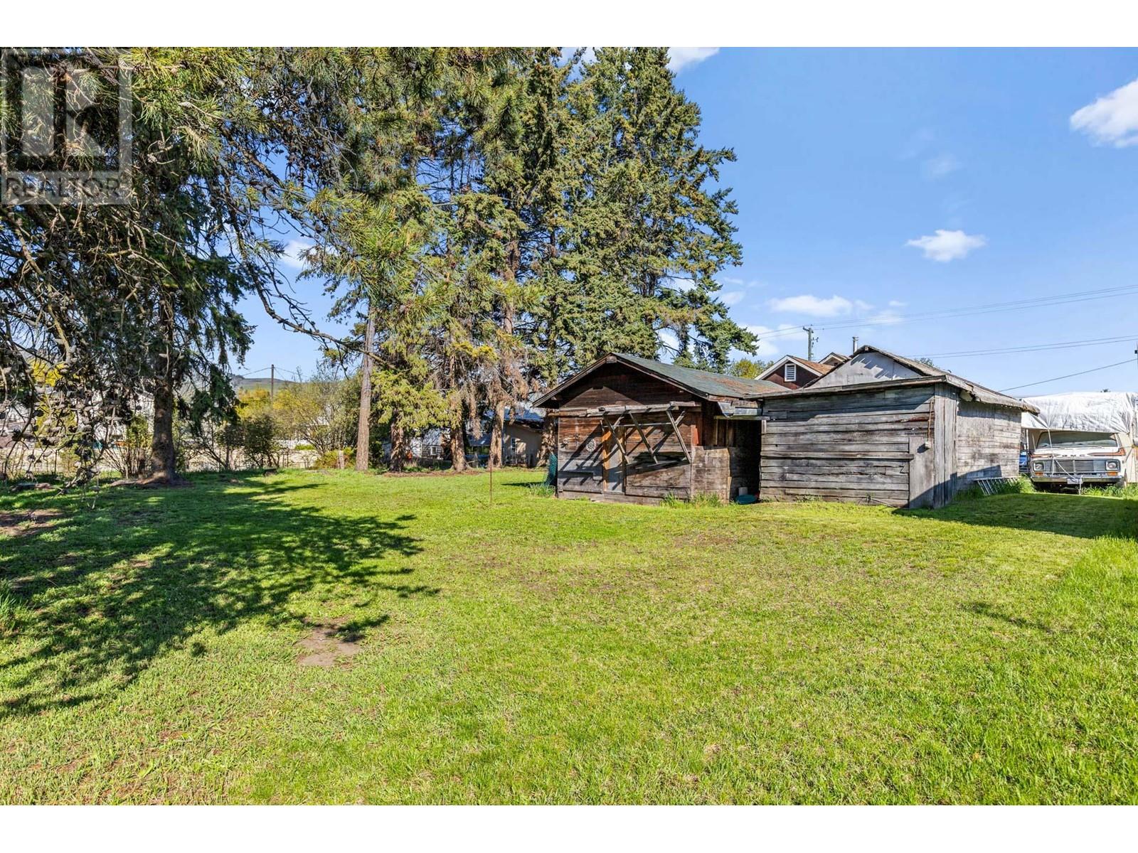 2300 43 Avenue, Vernon, British Columbia  V1T 3K5 - Photo 31 - 10345331