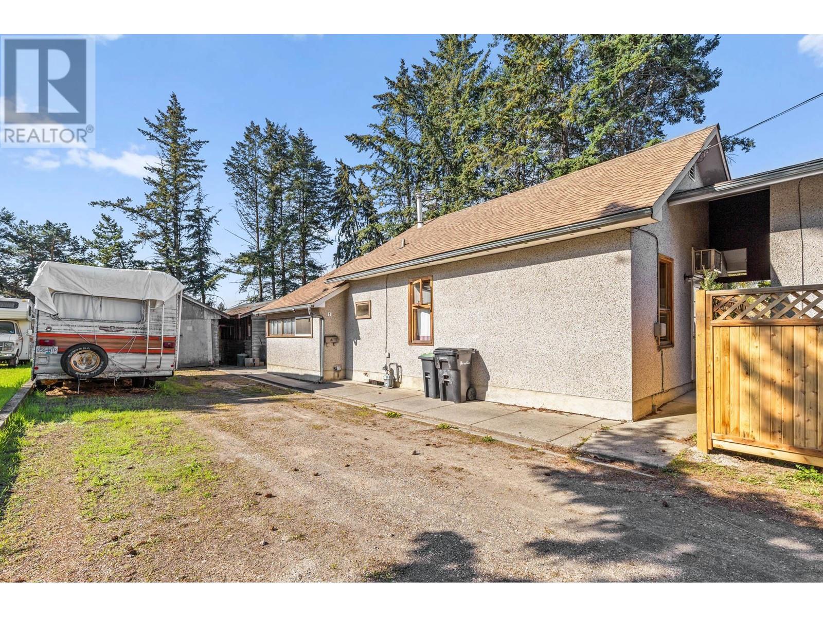 2300 43 Avenue, Vernon, British Columbia  V1T 3K5 - Photo 32 - 10345331