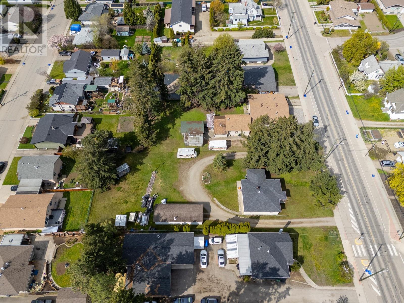 2300 43 Avenue, Vernon, British Columbia  V1T 3K5 - Photo 41 - 10345331