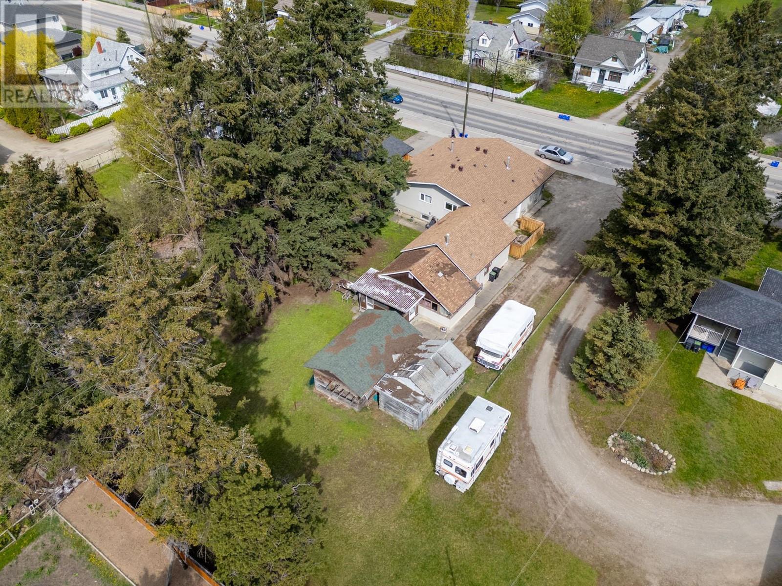 2300 43 Avenue, Vernon, British Columbia  V1T 3K5 - Photo 43 - 10345331