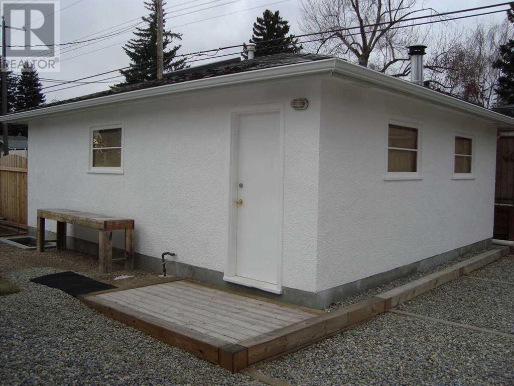 Property at 7215 5 Street SW image 5