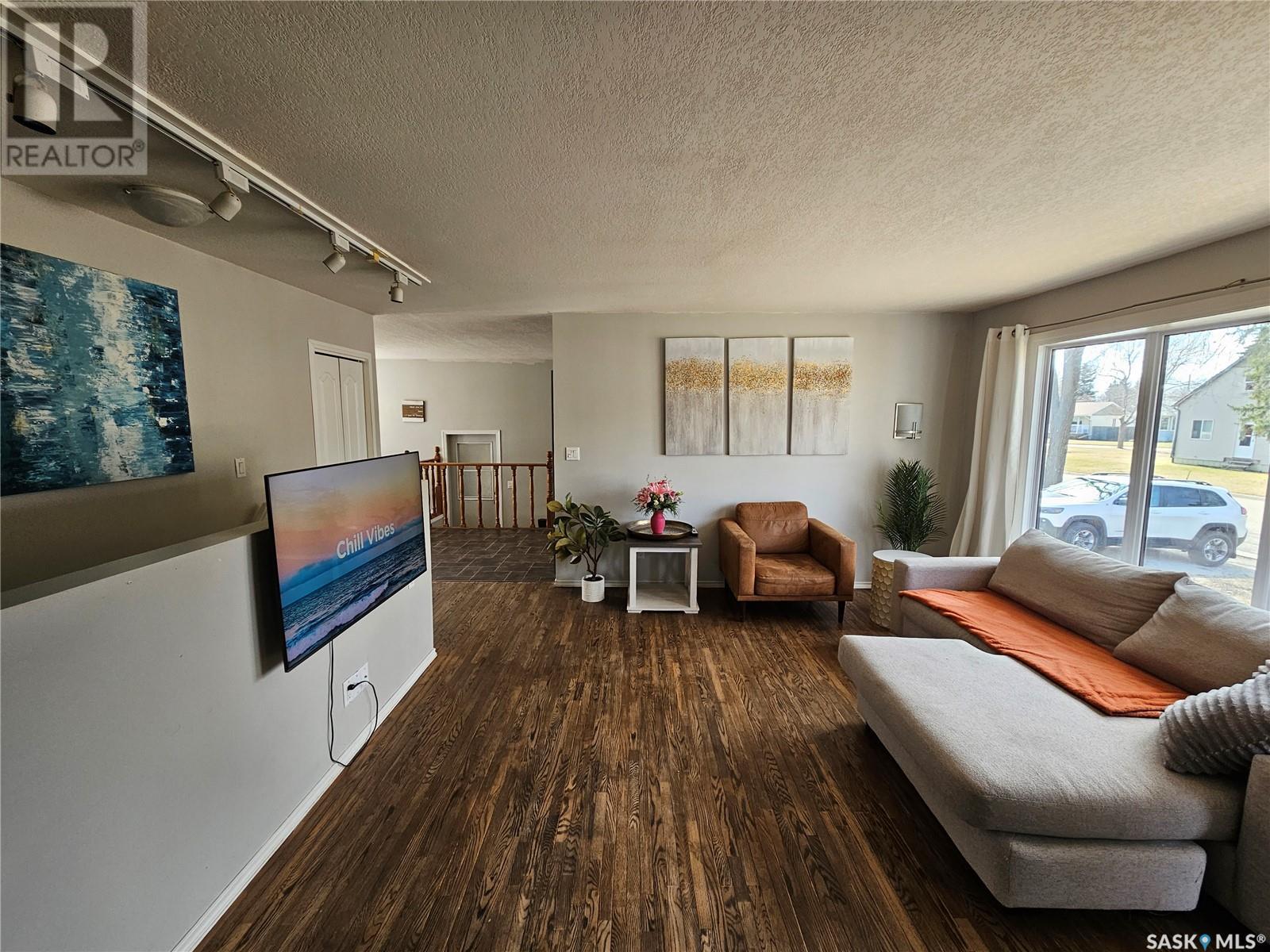 205 3rd Street W, Carlyle, Saskatchewan  S0C 0R0 - Photo 26 - SK002906