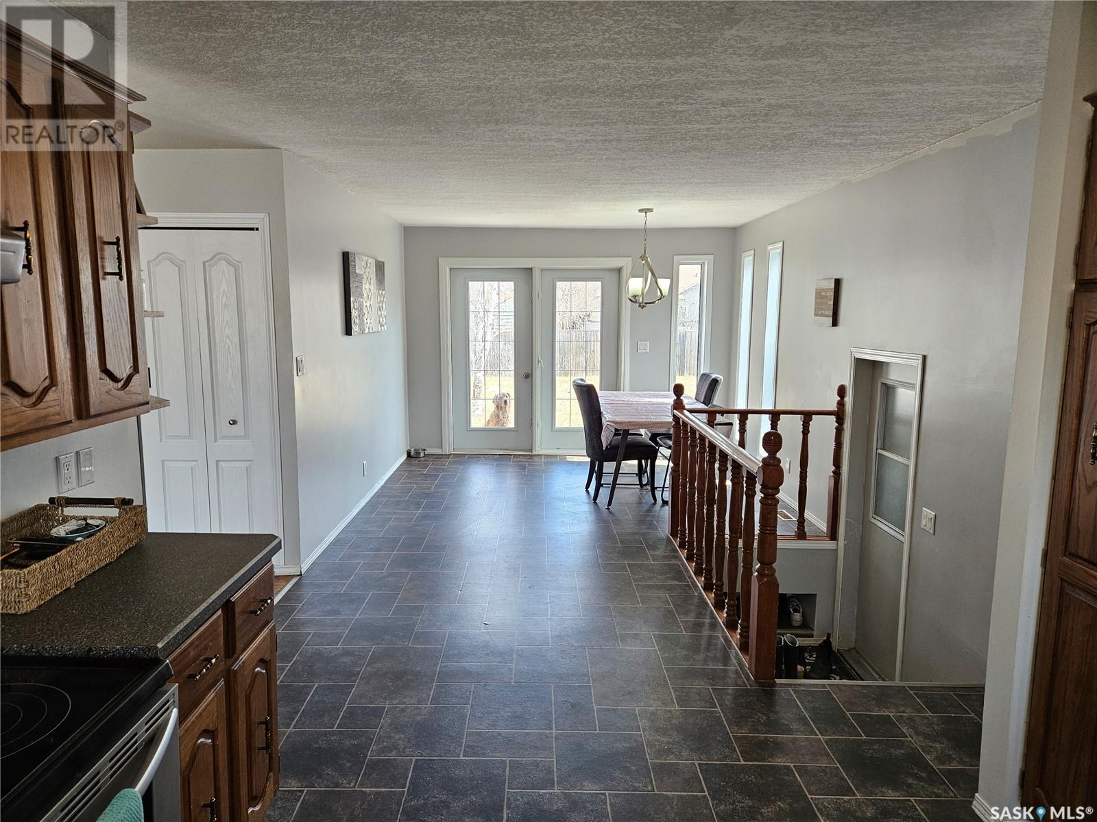 205 3rd Street W, Carlyle, Saskatchewan  S0C 0R0 - Photo 8 - SK002906