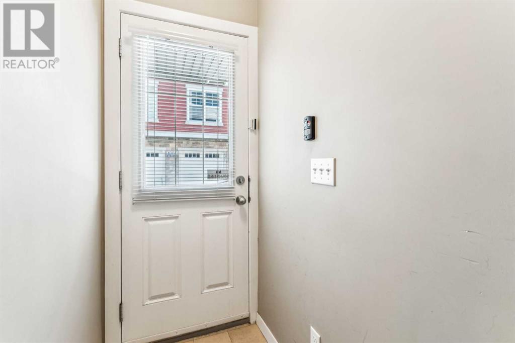 Property at 236 New Brighton Row SE image 4