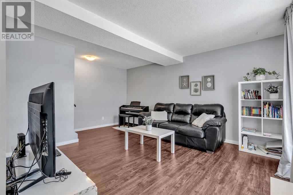 Property at 83, 6440 4 Street NW image 4