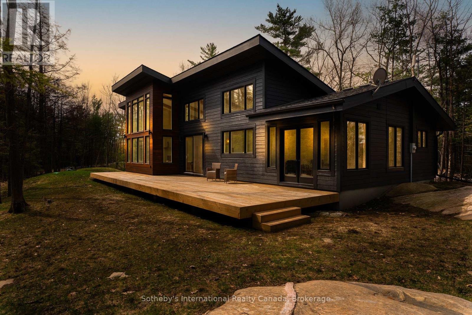 Property at 1532 SOUTHWOOD ROAD image 2