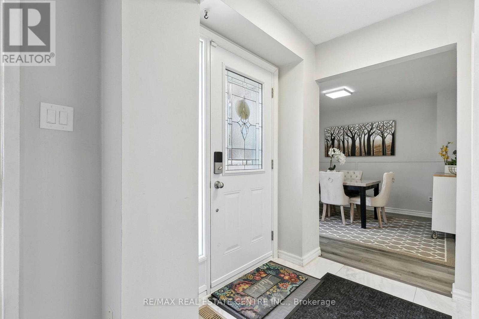 Property at 56 - 2 DAILING GATE image 3