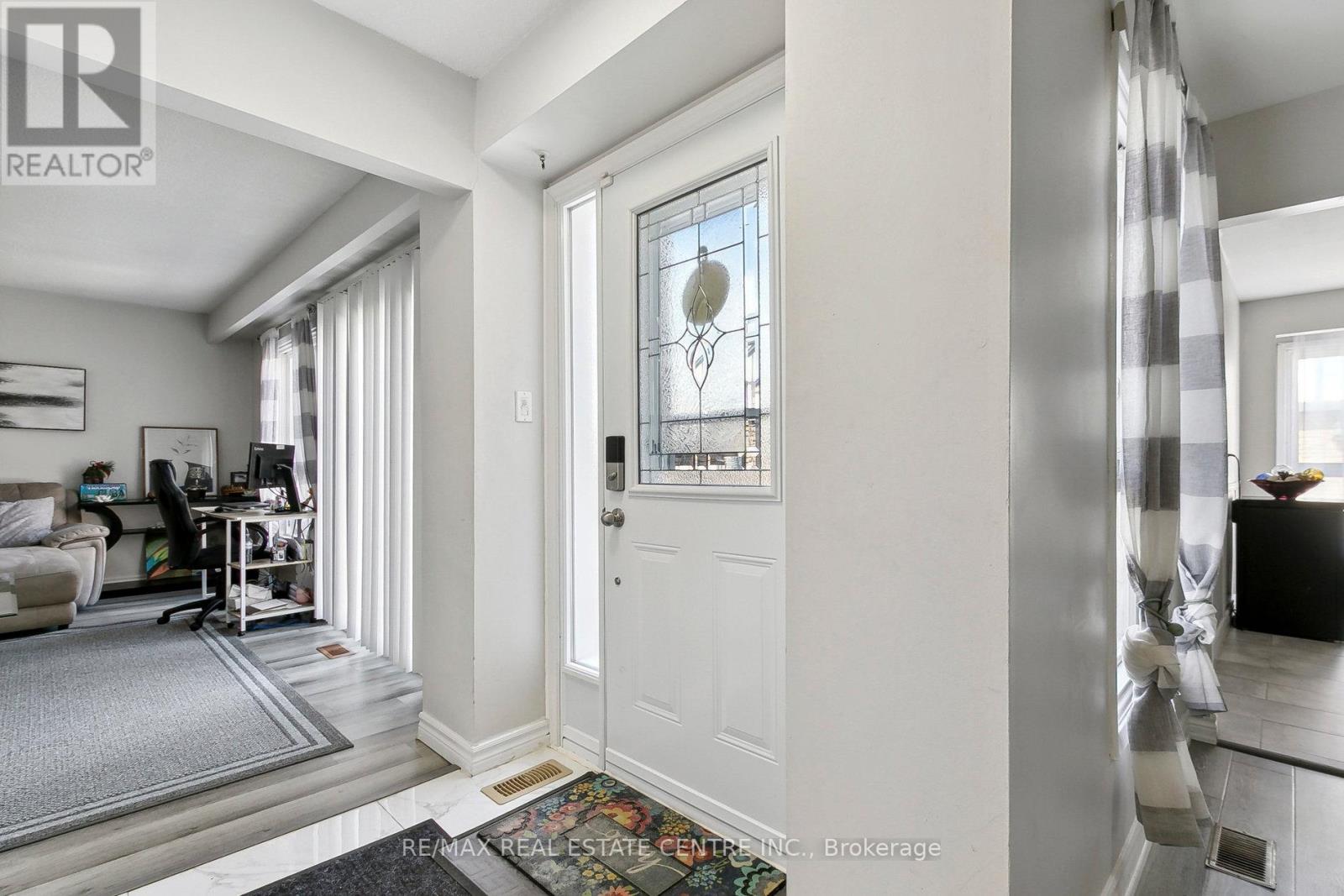 Property at 56 - 2 DAILING GATE image 4
