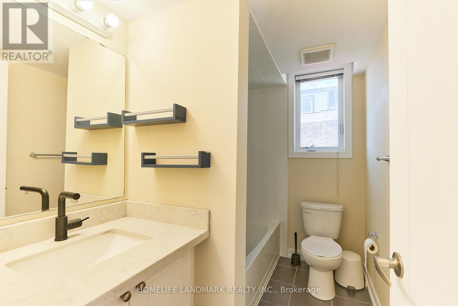 1102 - 65 Lindcrest Manor, Markham, Ontario  L6B 1N3 - Photo 23 - N12108852