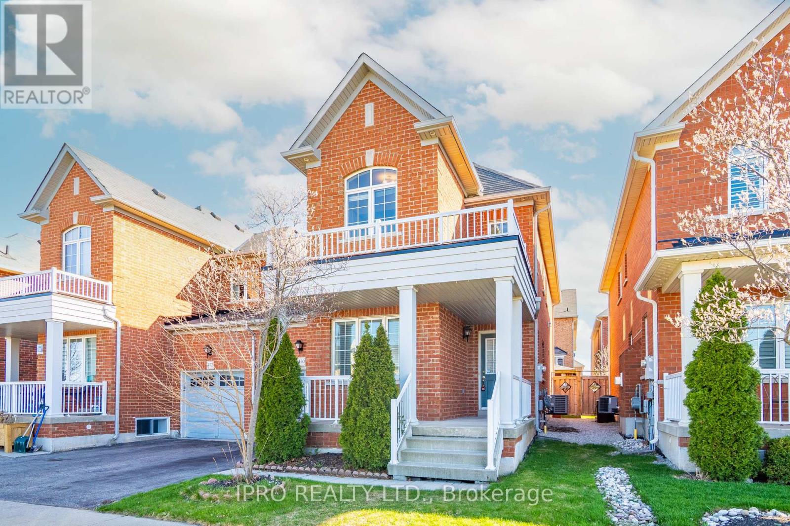 470 Savoline Boulevard, Milton (Sc Scott), Ontario  L9T 7X3 - Photo 2 - W12108893