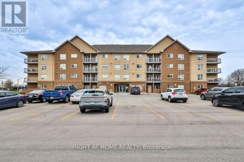 Property at 402 - 4450 FAIRVIEW STREET image 4