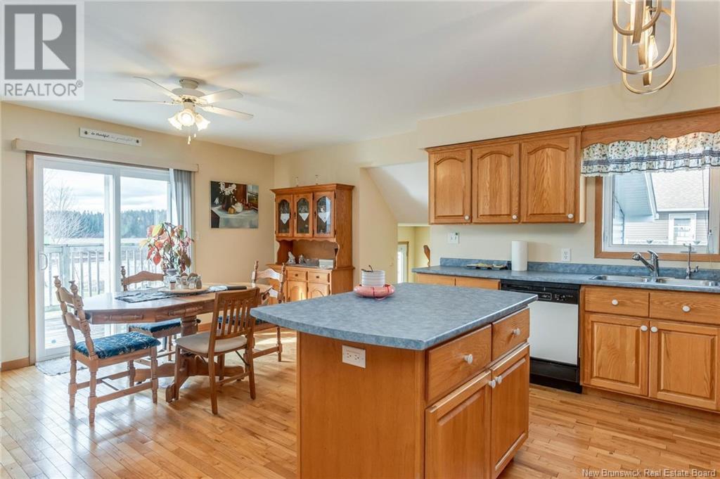 Property at 40 Green Briar Drive image 5