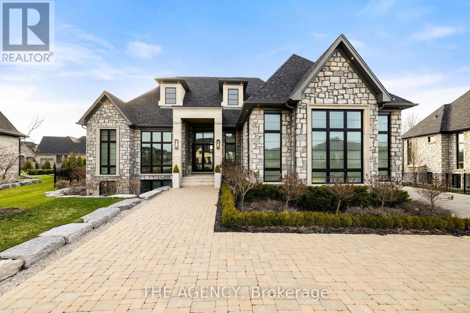Property at 161 HERITAGE LAKE DRIVE image 4