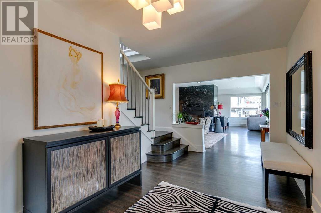 Property at 704 Prospect Avenue SW image 3