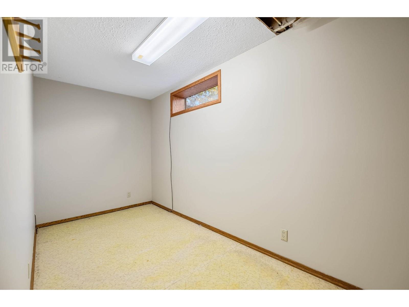 4977 Elliott Avenue, Peachland, British Columbia  V0H 1X0 - Photo 44 - 10341971
