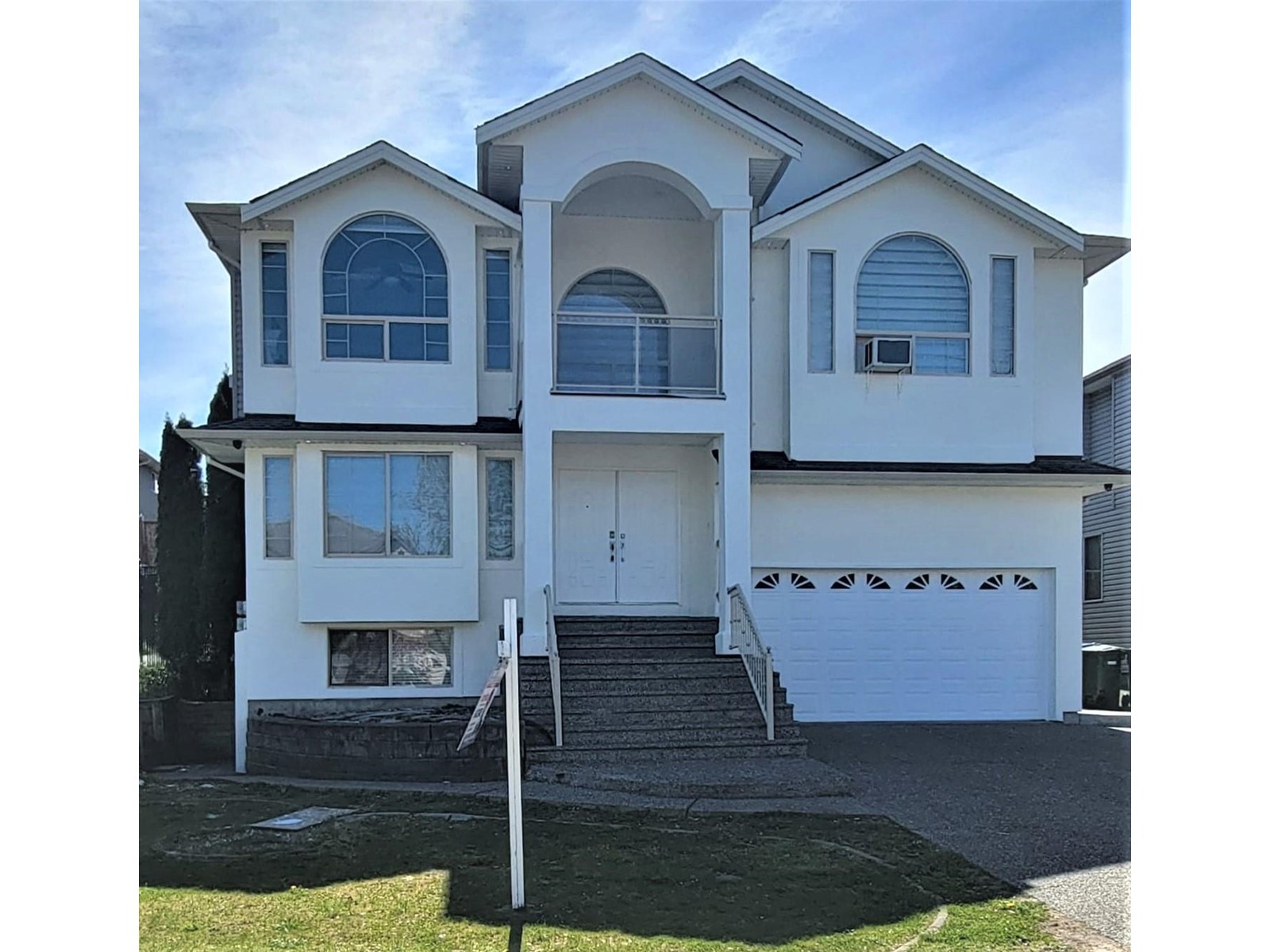 Property at 31468 HOMESTEAD CRESCENT image 2