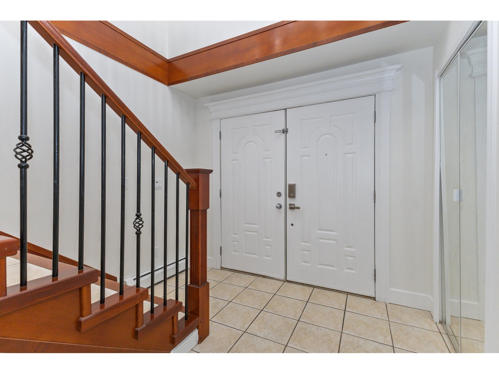Property at 31468 HOMESTEAD CRESCENT image 4