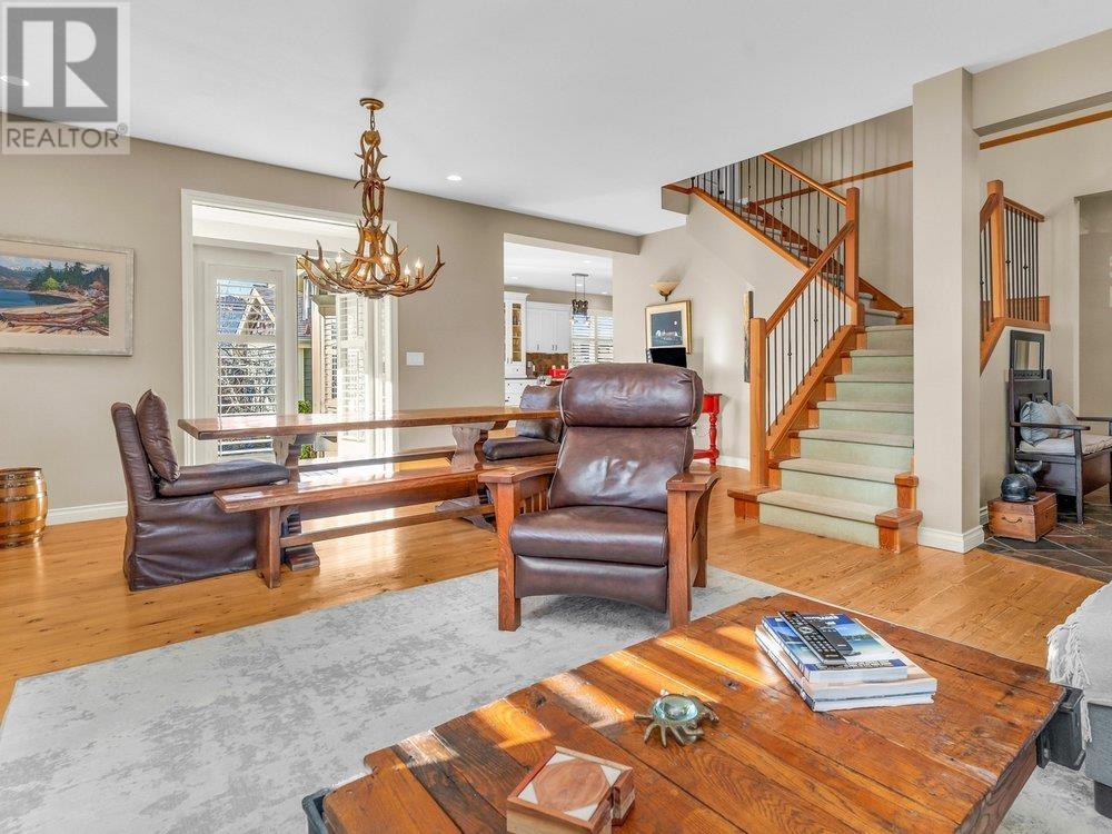 Property at 367 CENTENNIAL PARKWAY image 4