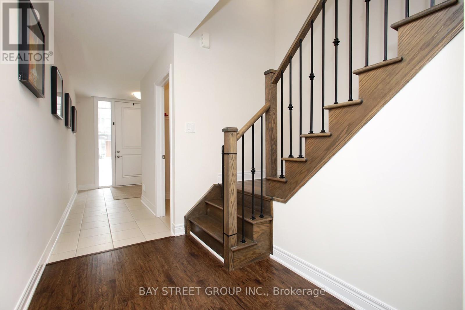 Property at 102 CARRVILLE WOODS CIRCLE image 4