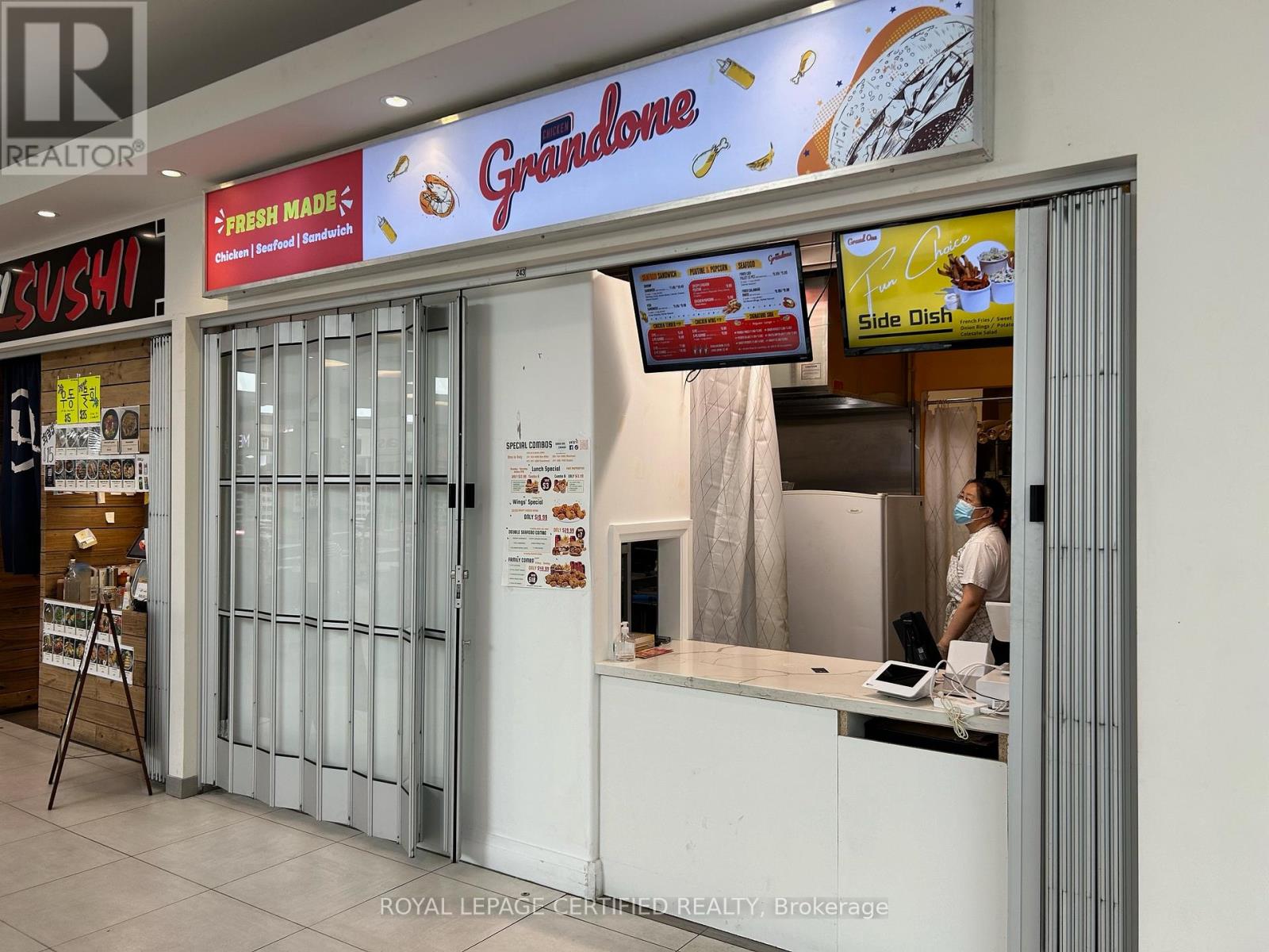 243 - 7181 Yonge Street, Markham (Grandview), Ontario  L3T 0C7 - Photo 2 - N12108959