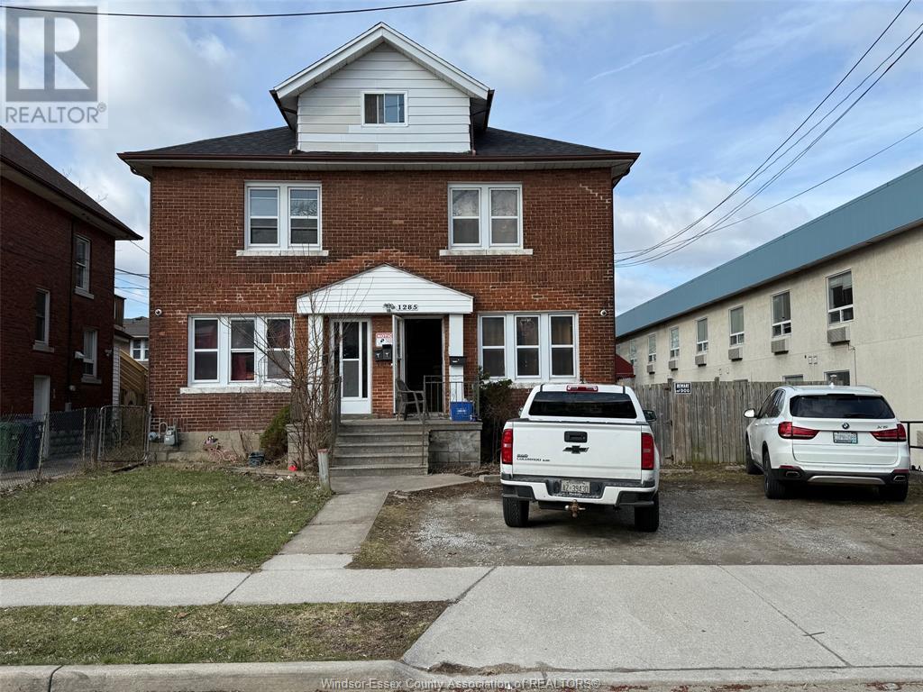MLS# 25010443: 1285 DUFFERIN PLACE, Windsor, Canada