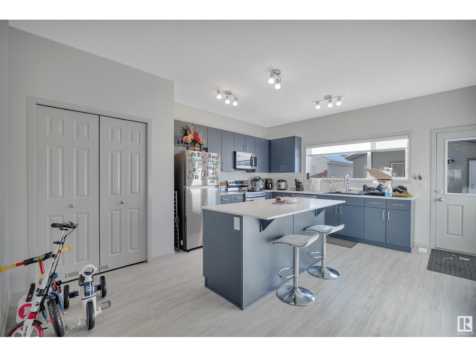 Property at 9449 COLAK LN SW image 3