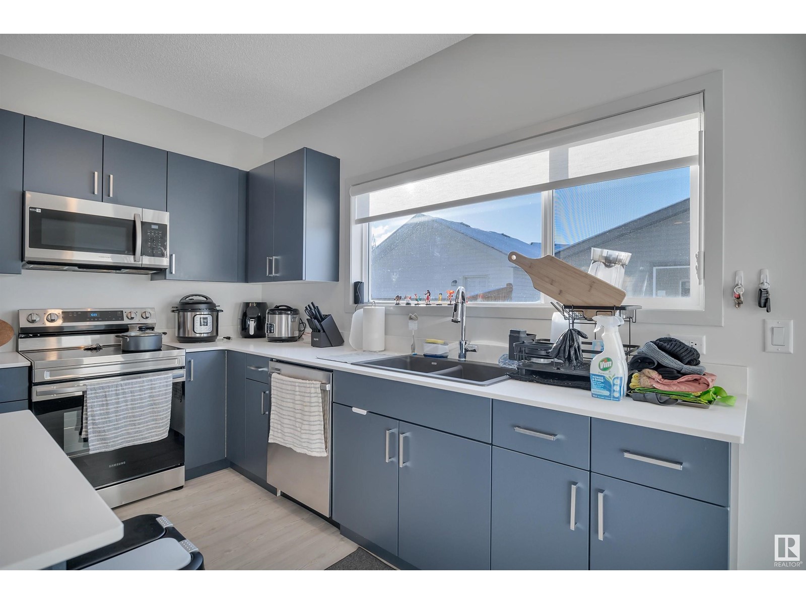 Property at 9449 COLAK LN SW image 4