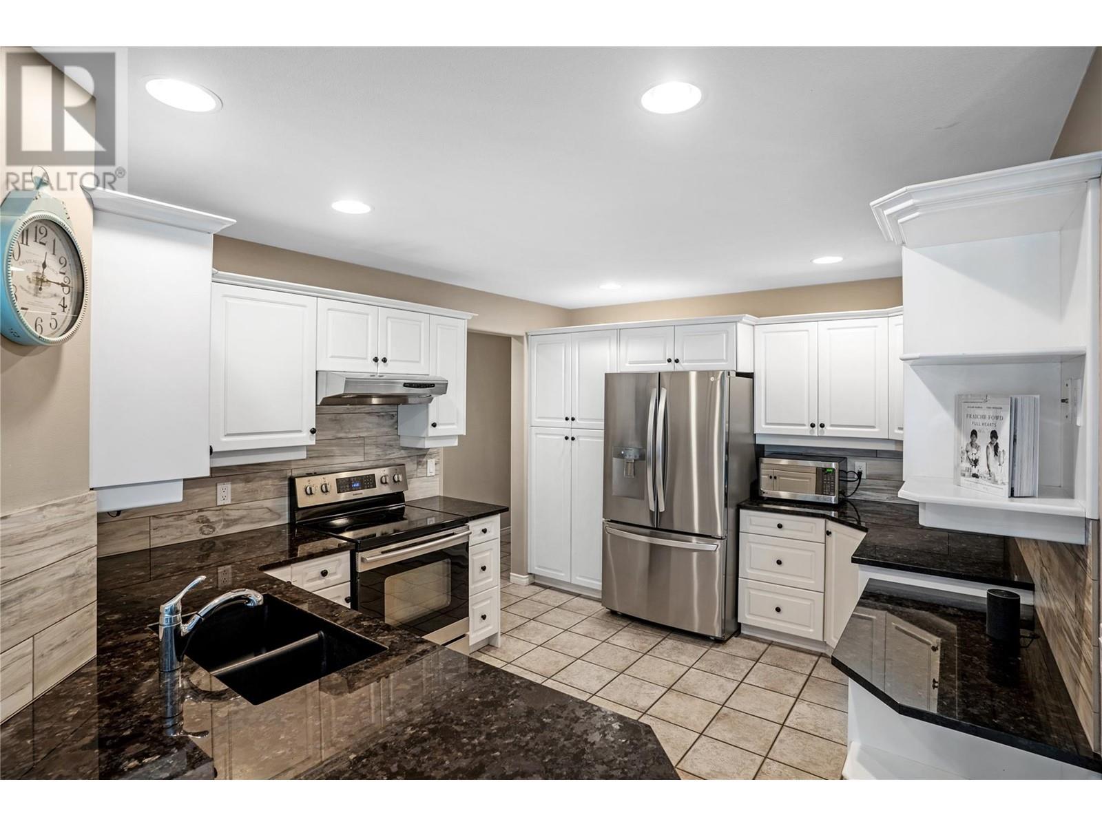 Property at 1083 Chilcotin Crescent image 2