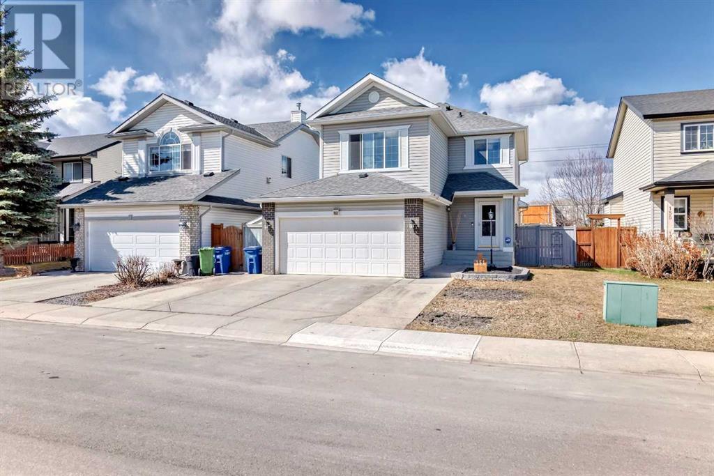 151 Fairways Drive Nw, Airdrie, Alberta  T4B 2R8 - Photo 2 - A2211510