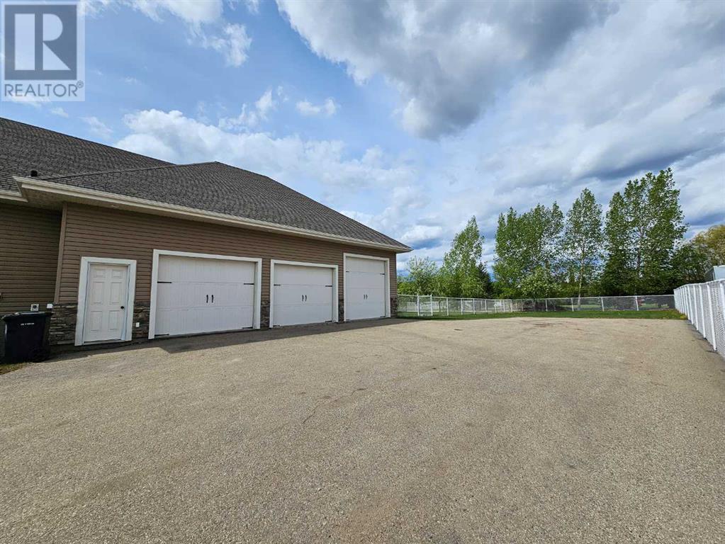 Property at 7942 Carriage Lane Drive image 4