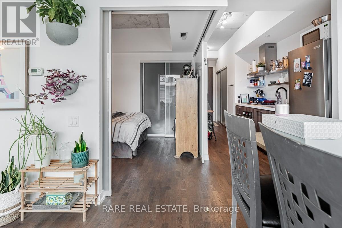 1004 - 560 King Street W, Toronto, Ontario  M5V 1M3 - Photo 14 - C12109024