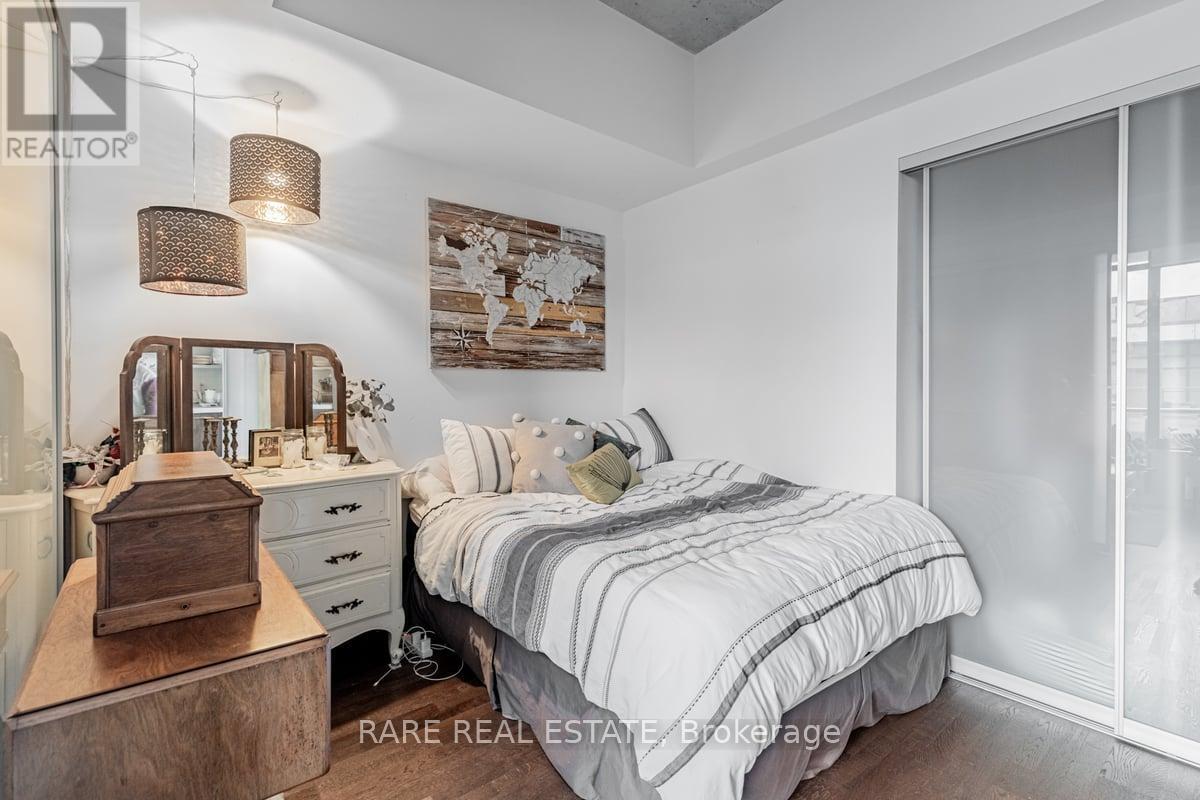 1004 - 560 King Street W, Toronto, Ontario  M5V 1M3 - Photo 25 - C12109024