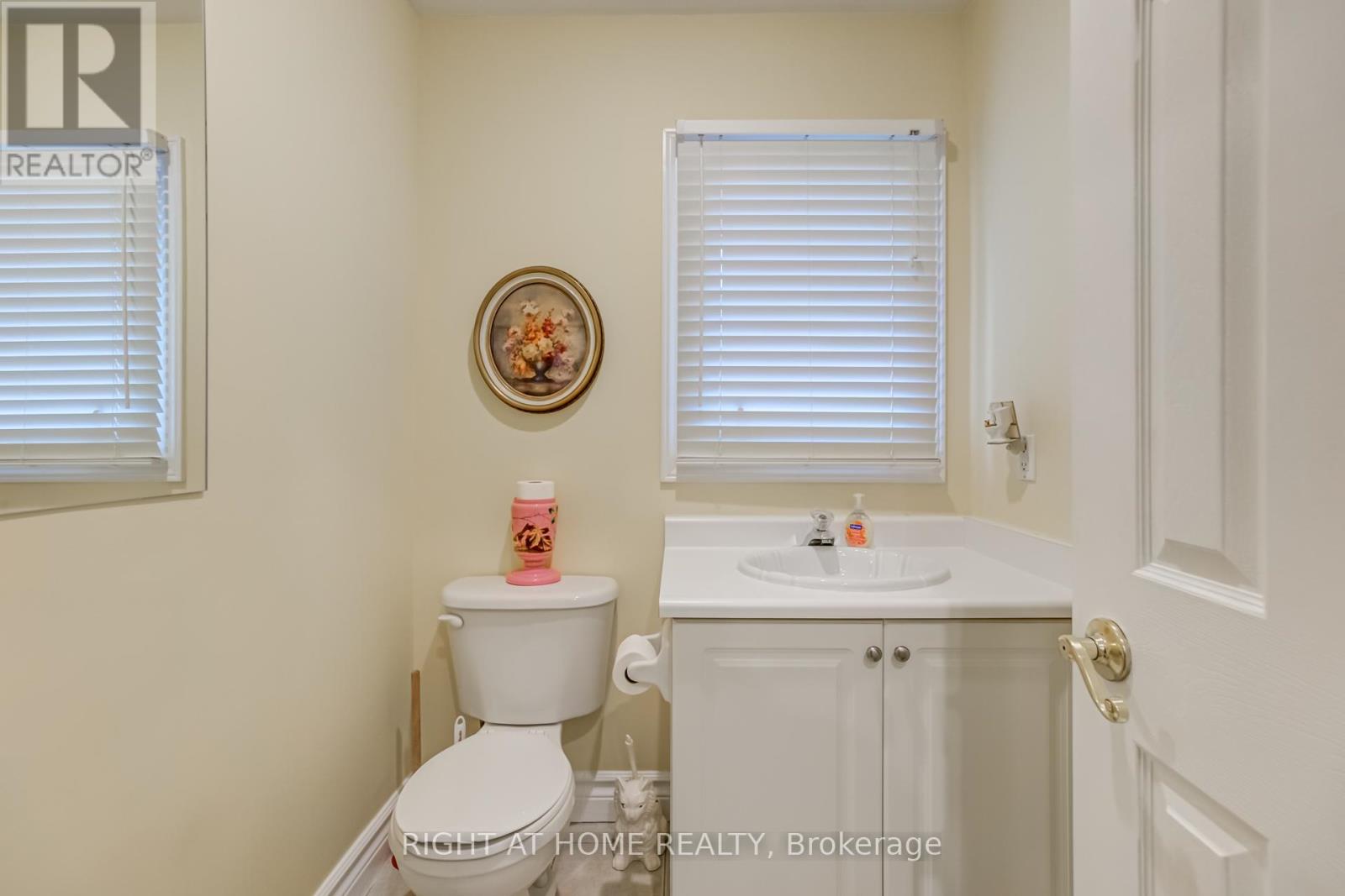 27 Sir Kay Drive, Markham, Ontario  L3P 2Y9 - Photo 11 - N12109033