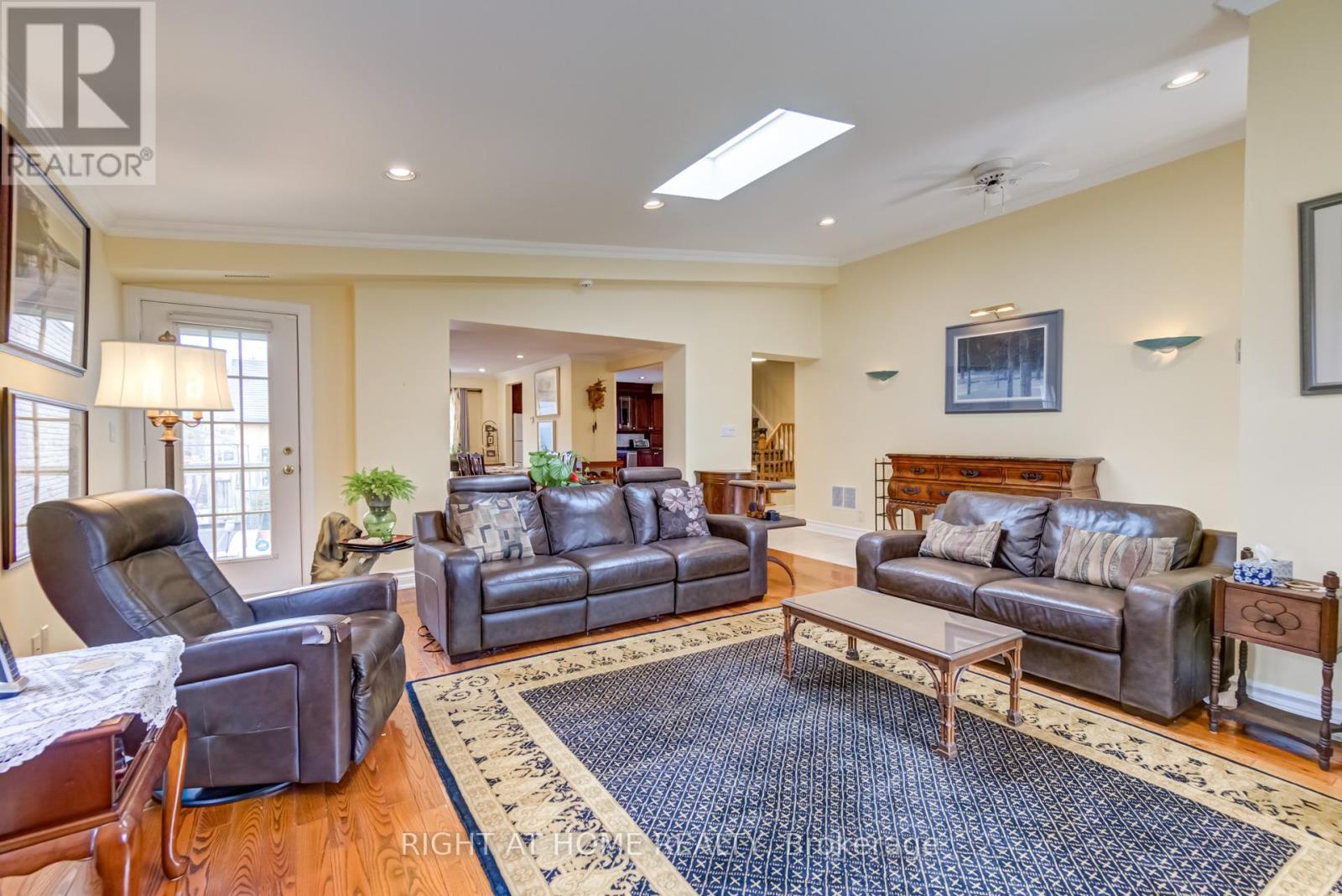 Property at 27 SIR KAY DRIVE image 4