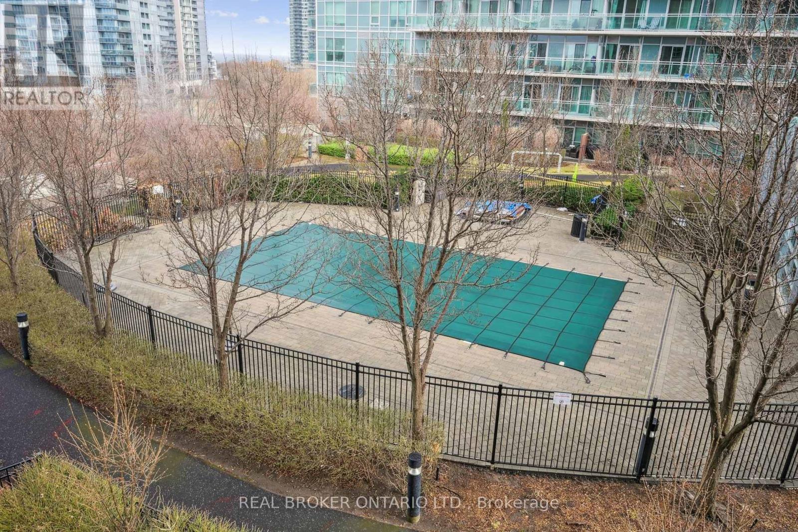 608 - 185 Legion Road N, Toronto, Ontario  M8Y 0A1 - Photo 24 - W12109004