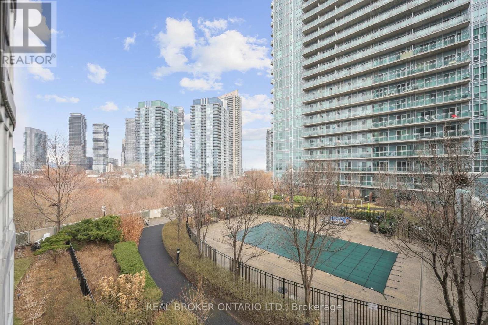 608 - 185 Legion Road N, Toronto, Ontario  M8Y 0A1 - Photo 25 - W12109004